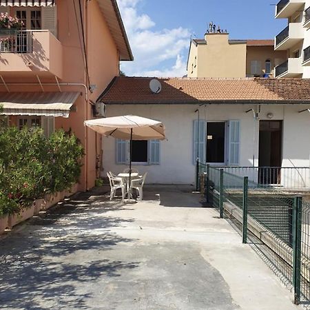 Calme Et Tranquillite Et Un Soupir Villa Menton Ngoại thất bức ảnh